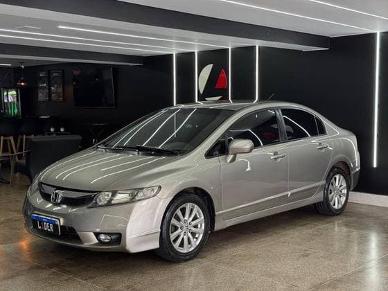 Carro 1.8 EXS 16V FLEX 4P AUTOMÁTICO