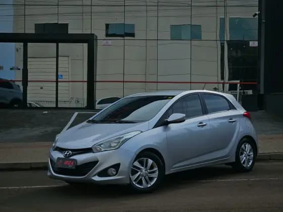 Carro 1.6 PREMIUM 16V FLEX 4P MANUAL