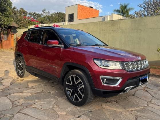 Carro 2.0 16V DIESEL LIMITED 4X4 AUTOMÁTICO
