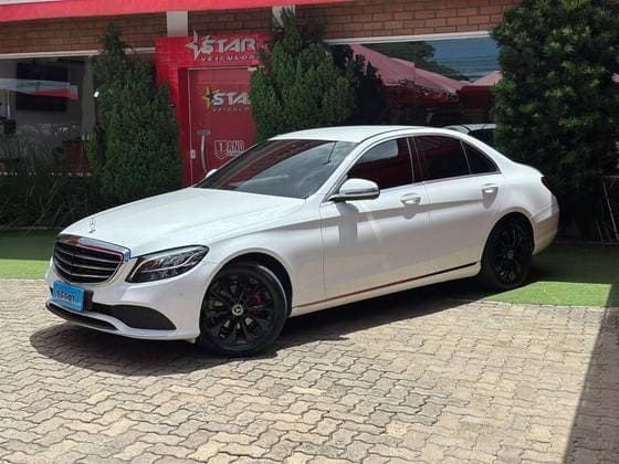Carro 1.6 CGI FLEX EXCLUSIVE 9G-TRONIC
