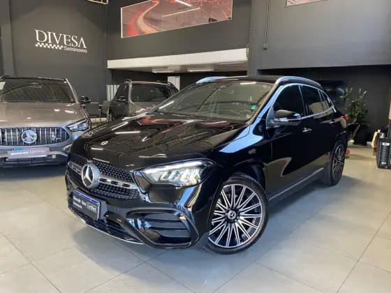 Carro 1.3 MHEV AMG LINE 7G-DCT