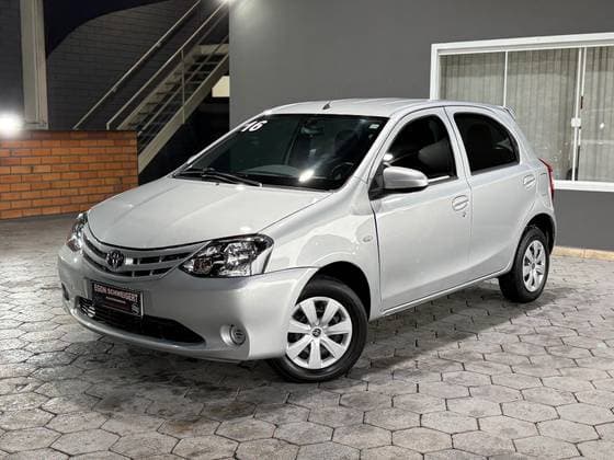 Carro 1.3 X 16V FLEX 4P MANUAL