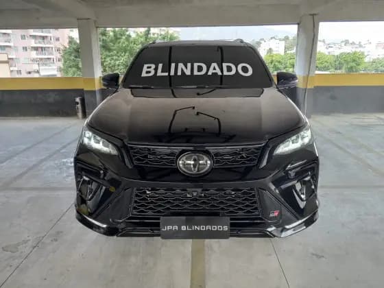 Carro 2.8 D-4D TURBO DIESEL GR-S 7L 4X4 AUTOMÁTICO