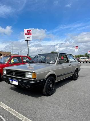 Carro 1.8 GL 8V GASOLINA 2P MANUAL