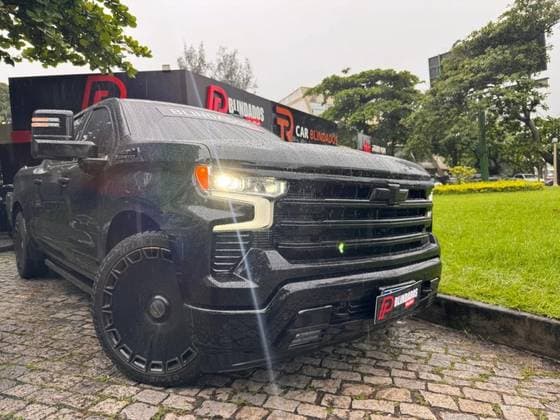 Carro 5.3 V8 GASOLINA 1500 HIGH COUNTRY 4X4 AUTOMÁTICO