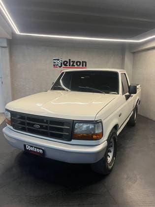Carro 2.5 XL 4X2 CS 8V TURBO DIESEL 2P MANUAL