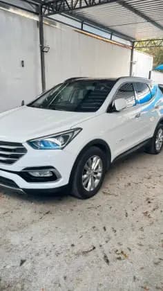 Carro 3.3 MPFI 4X4 7 LUGARES V6 270CV GASOLINA 4P AUTOMÁTICO