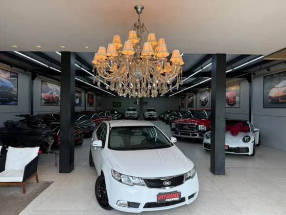 Carro 1.6 EX3 SEDAN 16V GASOLINA 4P AUTOMÁTICO