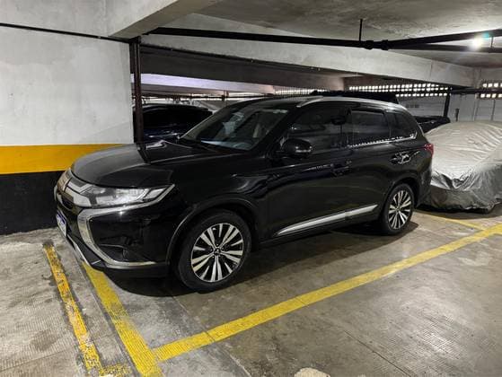Carro 2.0 MIVEC GASOLINA HPE AUTOMÁTICO