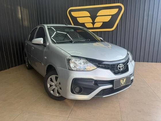 Carro 1.5 X SEDAN 16V FLEX 4P MANUAL