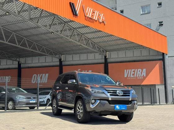 Carro 2.8 SRX 4X4 CD 16V DIESEL 4P AUTOMÁTICO