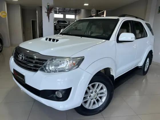 Carro 3.0 SRV 4X4 7 LUGARES 16V TURBO INTERCOOLER DIESEL 4P AUTOMÁTICO