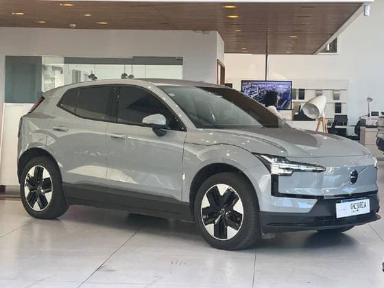 Carro 69 KW ELÉTRICO CORE