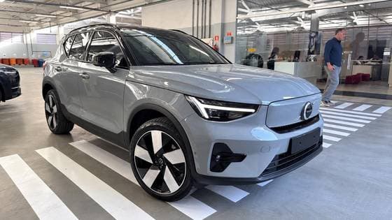 Carro P8 RECHARGE TWIN ELECTRIC ULTRA AWD