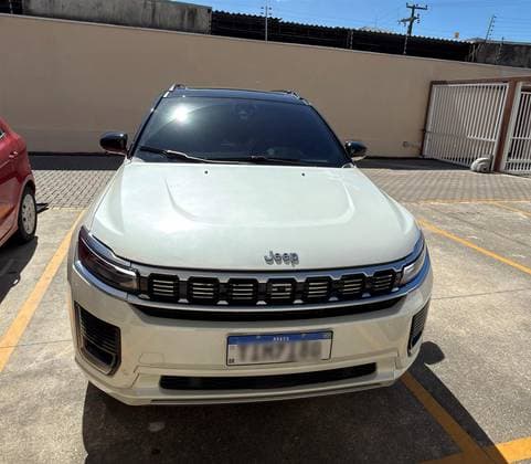 Carro 2.2 TURBO DIESEL OVERLAND AT9