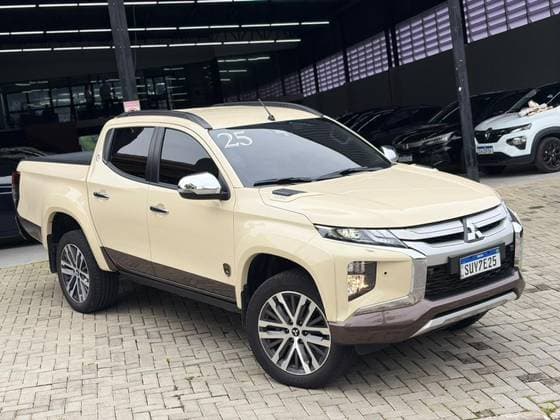Carro 2.4 BITURBO DIESEL CD HPE-S 4X4 AUTOMÁTICO