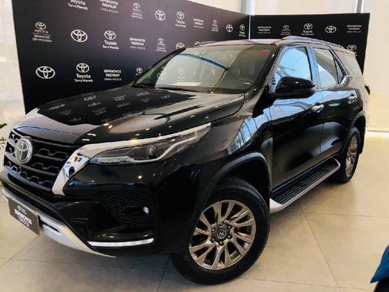 Carro 2.8 D-4D TURBO DIESEL SRX 7L 4X4 AUTOMÁTICO