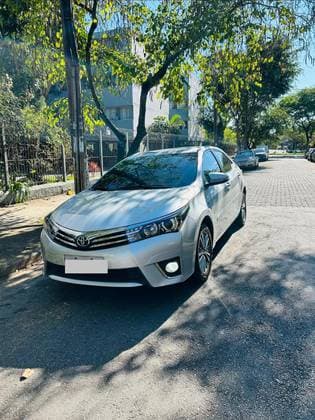 Carro 2.0 ALTIS 16V FLEX 4P AUTOMÁTICO