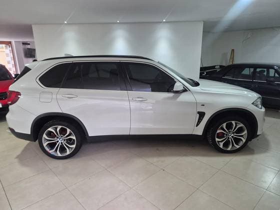 Carro 3.0 4X4 30D I6 TURBO DIESEL 4P AUTOMÁTICO