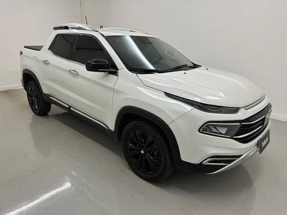 Carro 2.0 16V TURBO DIESEL VOLCANO 4WD AT9