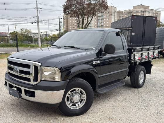 Carro 3.9 XLT MAX POWER 4X2 CS DIESEL 2P MANUAL