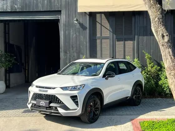 Carro 1.5 PHEV AWD E-TRACTION