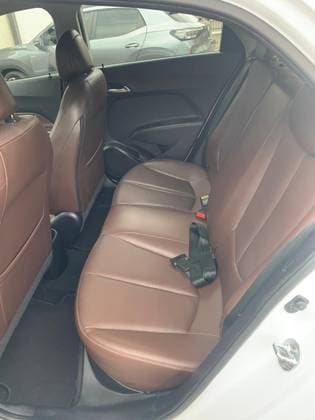 Carro 1.6 16V PREMIUM FLEX 4P AUTOMÁTICO
