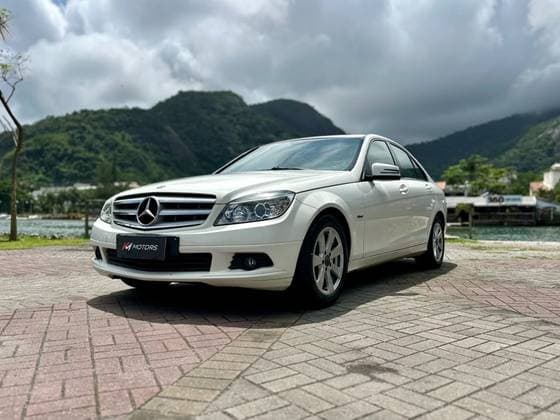 Carro 1.6 CLASSIC KOMPRESSOR GASOLINA 4P AUTOMÁTICO