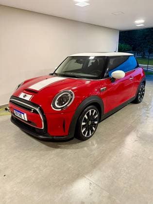 Carro SE EXCLUSIVE 2P ELÉTRICO