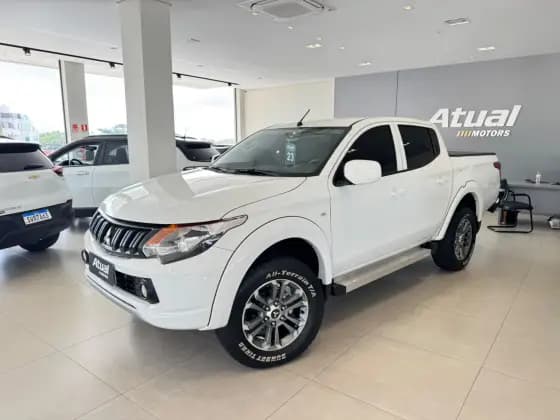 Carro 2.4 16V TURBO DIESEL OUTDOOR GLX CD 4X4 MANUAL