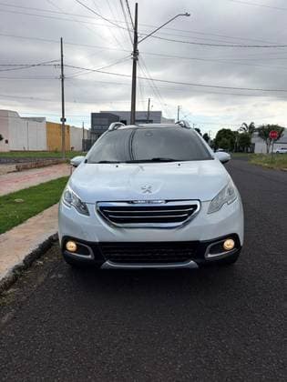 Carro 1.6 16V FLEX GRIFFE 4P AUTOMÁTICO