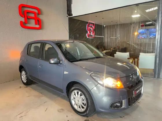 Carro 1.6 PRIVILÈGE 8V FLEX 4P MANUAL