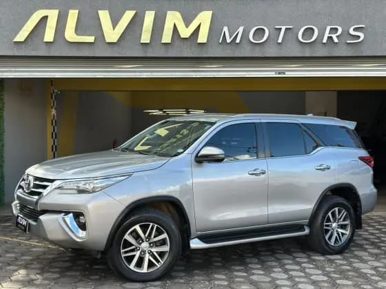 Carro 2.8 SRX 4X4 16V TURBO INTERCOOLER DIESEL 4P AUTOMÁTICO