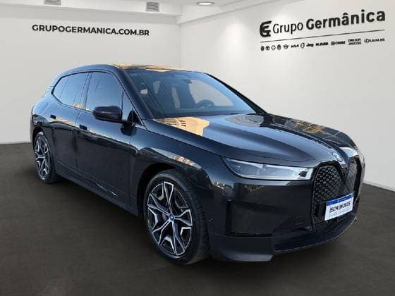 Carro ELÉTRICO XDRIVE40
