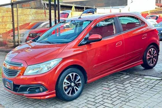 Carro 1.0 MPFI LS 8V FLEX 4P MANUAL