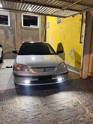 Carro 1.7 LX 16V GASOLINA 4P AUTOMÁTICO