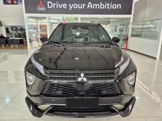 Carro 1.5 MIVEC TURBO GASOLINA HPE-S BLACK S-AWC CVT