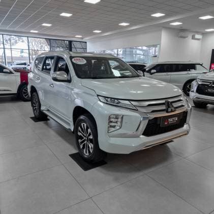 Carro 2.4 16V MIVEC TURBO DIESEL HPE AWD AUTOMÁTICO