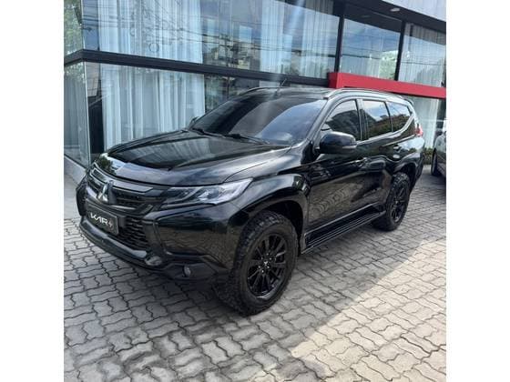Carro 2.4 16V MIVEC TURBO DIESEL HPE AWD AUTOMÁTICO