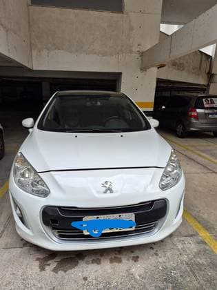 Carro 2.0 ALLURE 16V FLEX 4P MANUAL