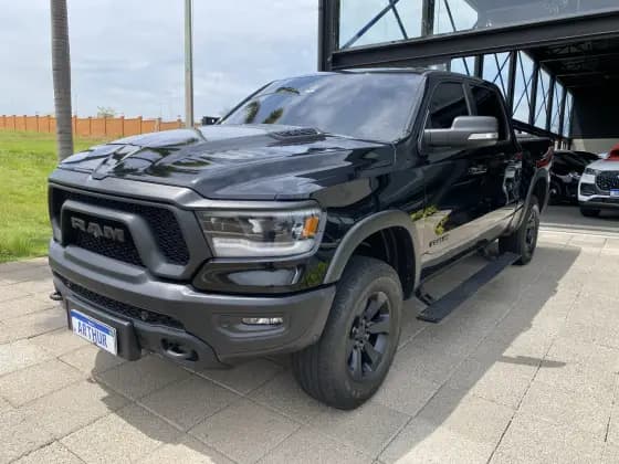Carro 5.7 V8 GASOLINA REBEL CD 4X4 AUTOMÁTICO