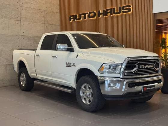 Carro 6.7 LARAMIE 4X4 CD I6 TURBO DIESEL 4P AUTOMÁTICO