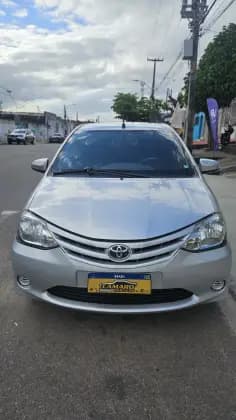 Carro 1.5 X SEDAN 16V FLEX 4P AUTOMÁTICO