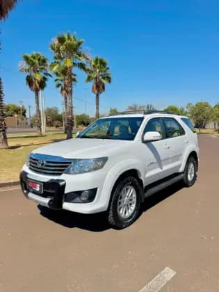 Carro 2.7 SR 4X2 16V FLEX 4P AUTOMÁTICO