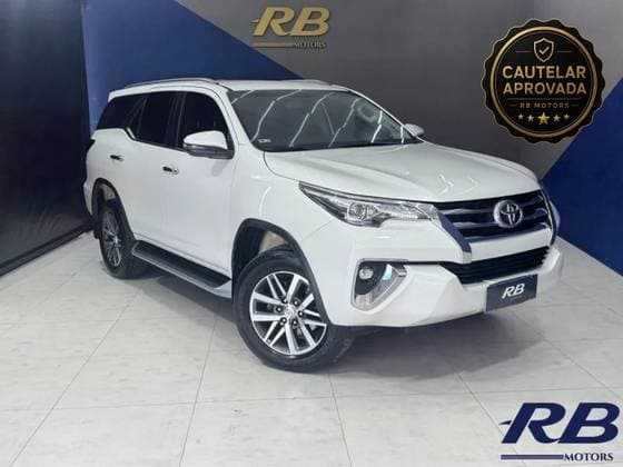 Carro 2.8 SRX 4X4 7 LUGARES 16V TURBO INTERCOOLER DIESEL 4P AUTOMÁTICO