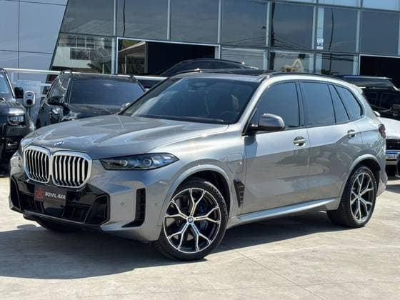 Carro 3.0 I6 TURBO HÍBRIDO XDRIVE50E M SPORT AUTOMÁTICO