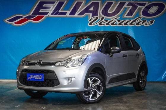 Carro 1.2 PURE TECH FLEX URBAN TRAIL MANUAL