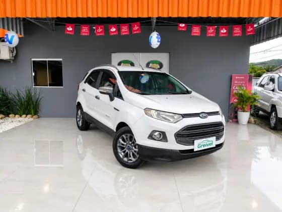 Carro 1.6 FREESTYLE 16V FLEX 4P MANUAL