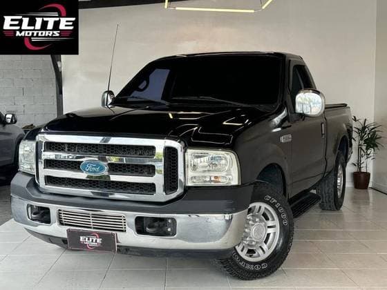 Carro 3.9 XLT 4X2 CS DIESEL 2P MANUAL