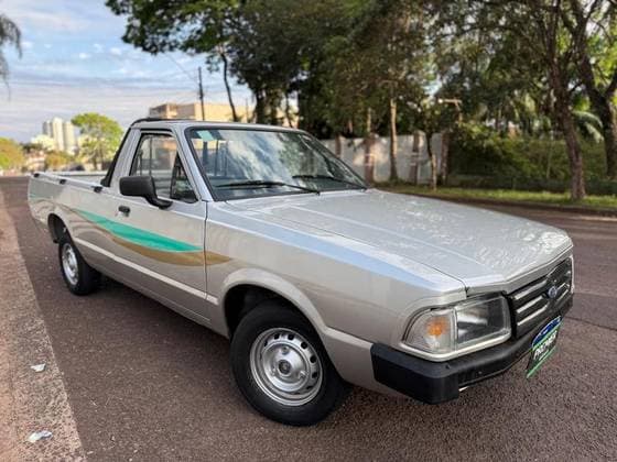 Carro 1.8 DUO CD 8V ÁLCOOL 2P MANUAL